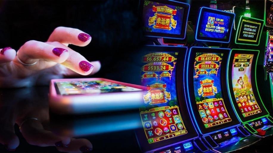 Classic slot reels with fruit symbols at phfun casino Philippines